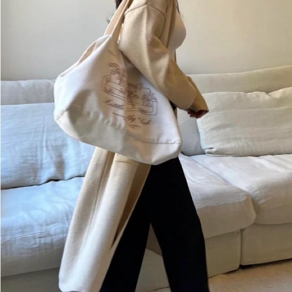 Little Puffy Robe Cardigan in Sand Color. - Picture 7 of 7